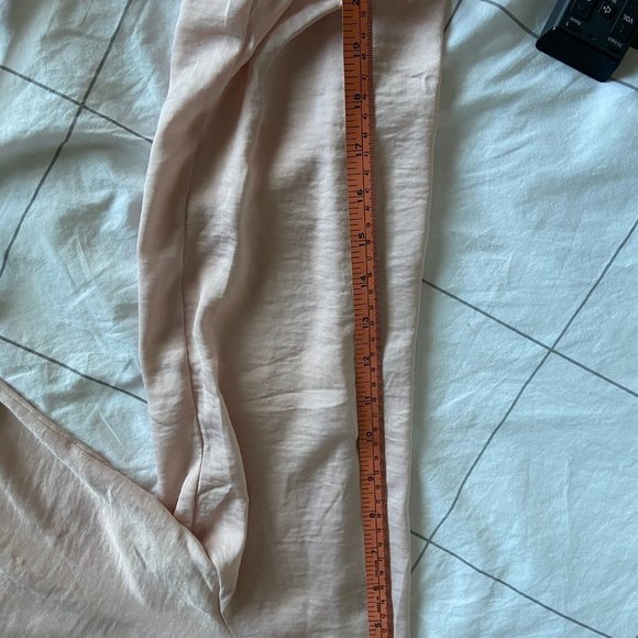 ๐ 3 for $45 Old Navy Pink Ruffle Neck Top EUC Size L - Picture 10 of 15